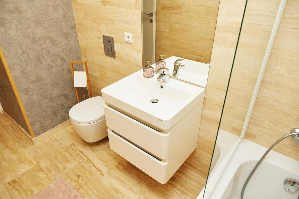 בוקרשט Vernescu Luxury Residence 2 מראה חיצוני תמונה